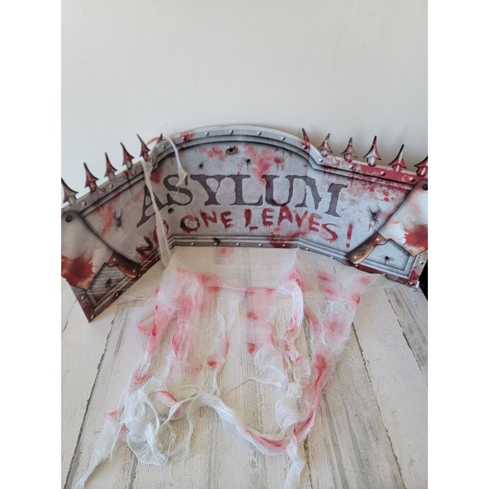 Cardboard asylum no one leaves Halloween sign prop‎ scary decor